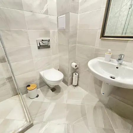 Sea View 2 Apartament Warna