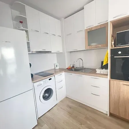 Sea View 2 Apartament *